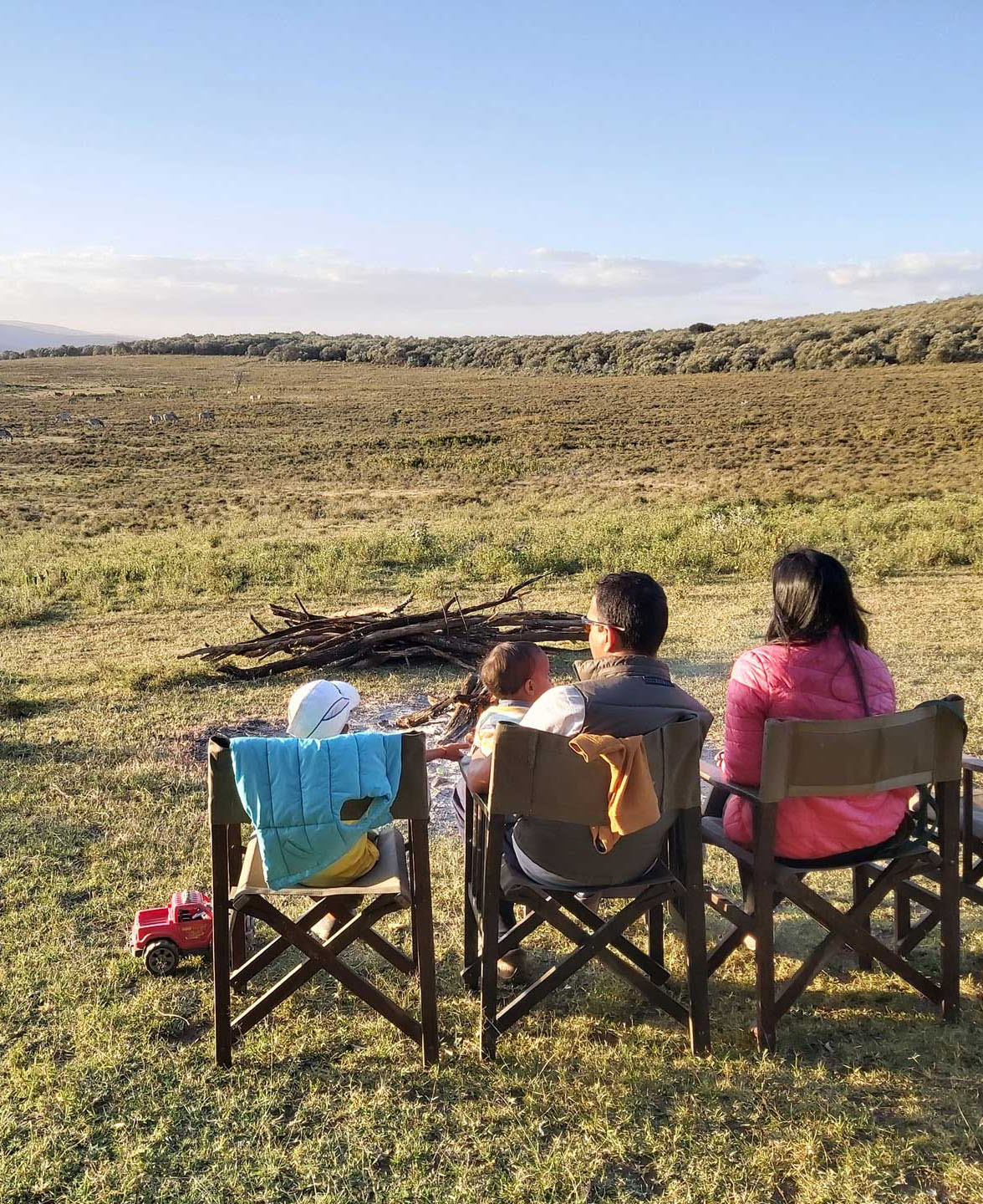 Elephant family — family safari
